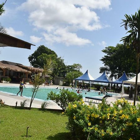 Hotel Sawa Дуала Экстерьер фото