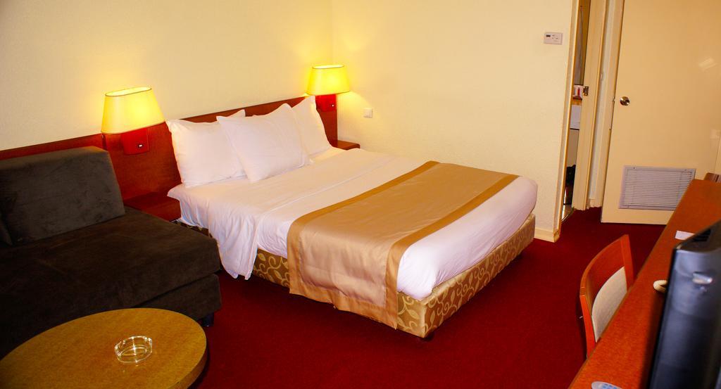 Hotel Sawa Дуала Экстерьер фото