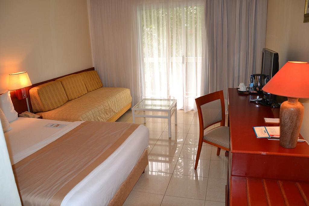 Hotel Sawa Дуала Экстерьер фото